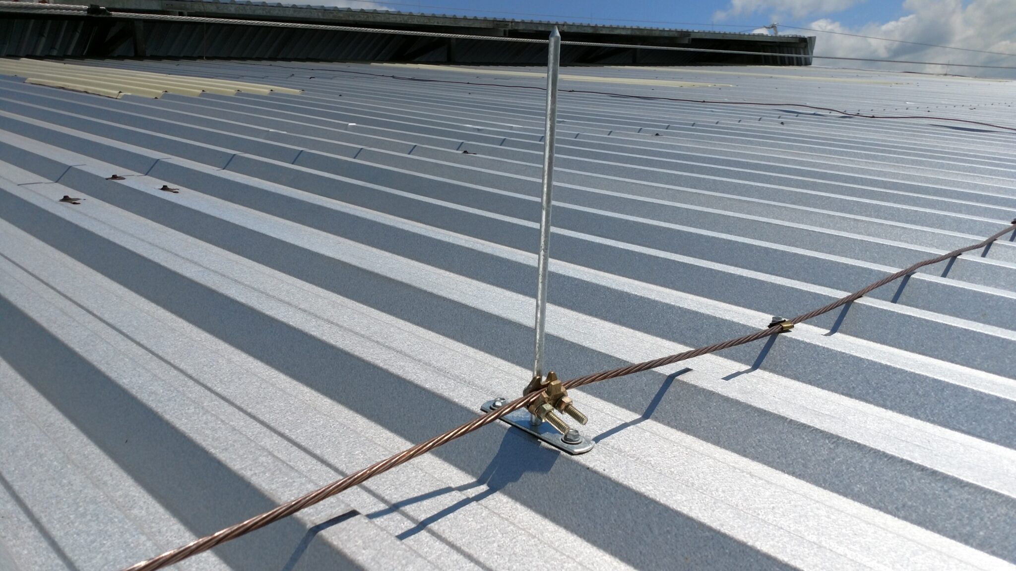 Sistema SPDA - Proteção contra descargas atmosféricas